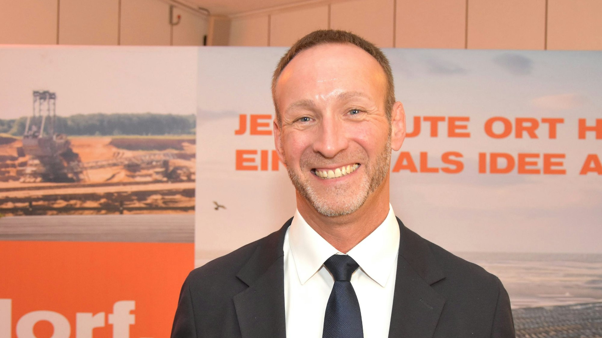 Zu sehen ist Elsdorfs Bürgermeister Andreas Heller.