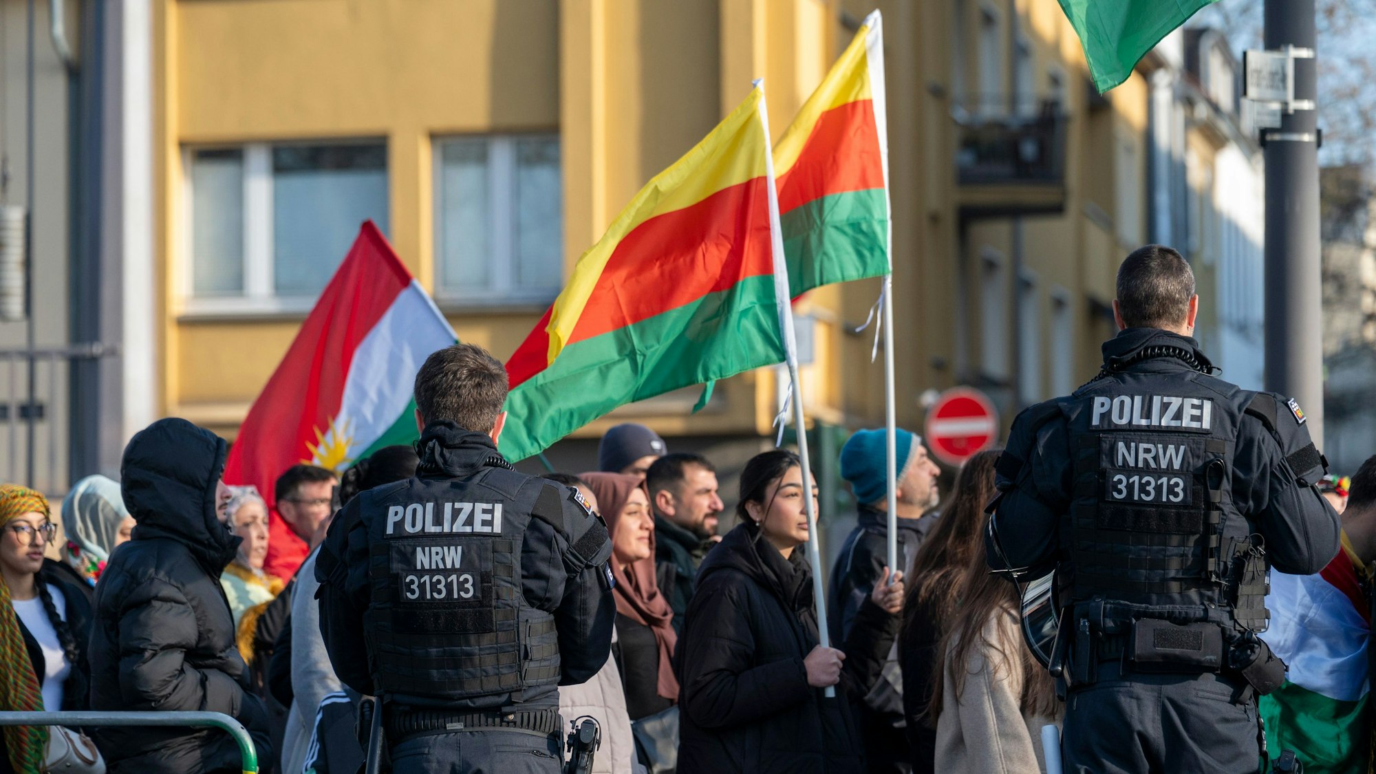 Polizei bei einer Demonstration.