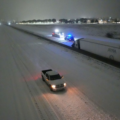 Das heftige Winterwetter trifft die Menschen in den USA hart.