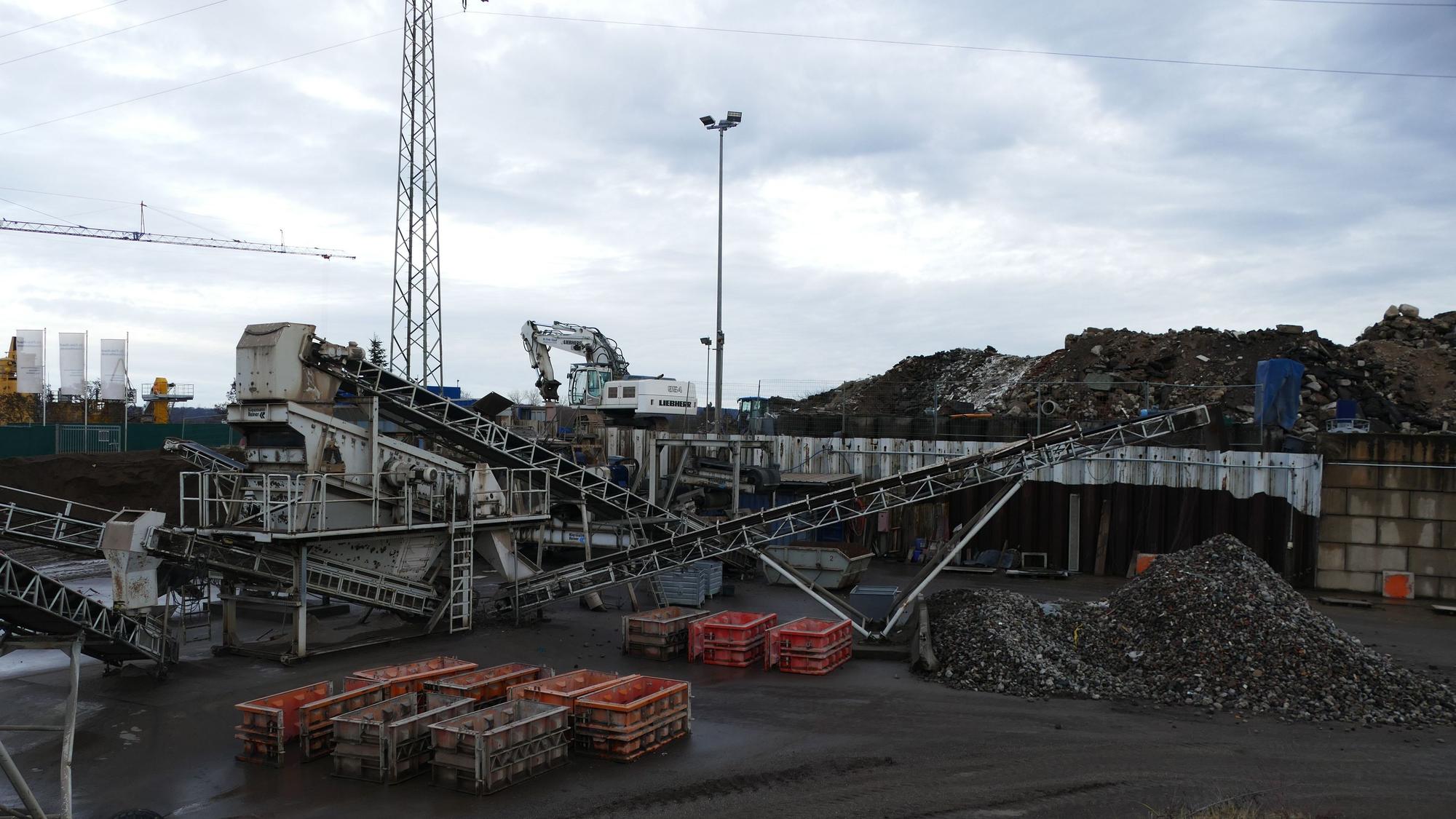 In der Aufbereitungsanlage werden pro Jahr 200.000 Tonnen RCL produziert.