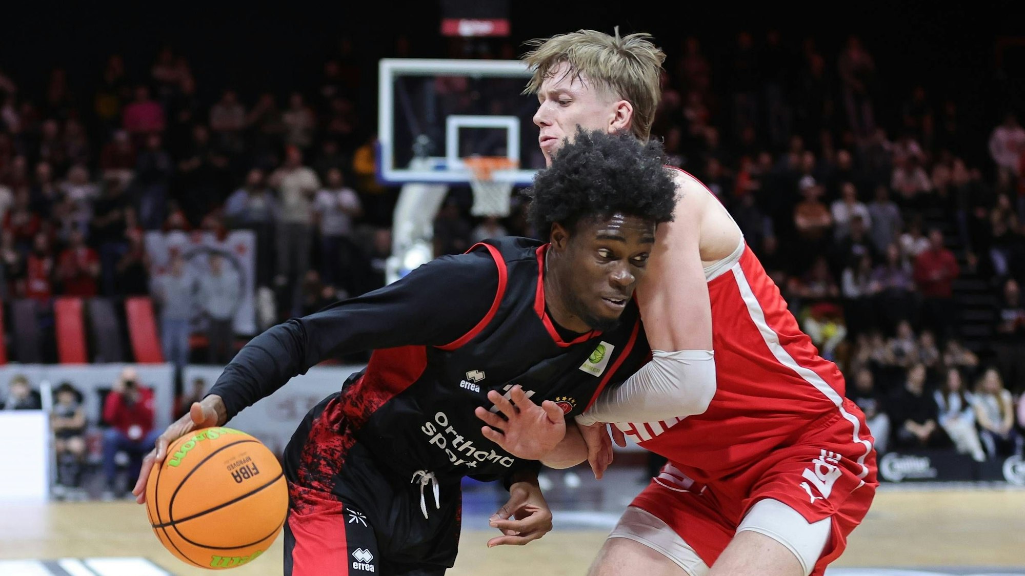 18.01.2026 - Basketball - Saison 2025 2026 - 2. Bundesliga Pro-A - 18. Spieltag: Nürnberg Falcons Basketball Club NBC - Bayer Giants Leverkusen - Sportfoto Zink / DaMa - xdaxmax - Ricardo Lynch 11, Bayer Giants Leverkusen Trevor James Baskin 22, Nürnberg Falcons BC NBC *** 18 01 2026 Basketball Season 2025 2026 2 Bundesliga Pro A 18 Matchday Nuremberg Falcons Basketball Club NBC Bayer Giants Leverkusen Sportfoto Zink DaMa xdaxmax Ricardo Lynch 11, Bayer Giants Leverkusen Trevor James Baskin 22, Nuremberg Falcons BC NBC