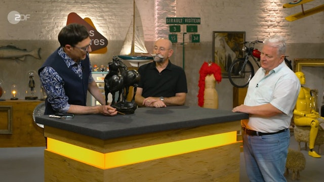 Marco Wegerdt (v.r.) mit Horst Lichter und Colmar Schulte-Goltz bei „Bares für Rares“.