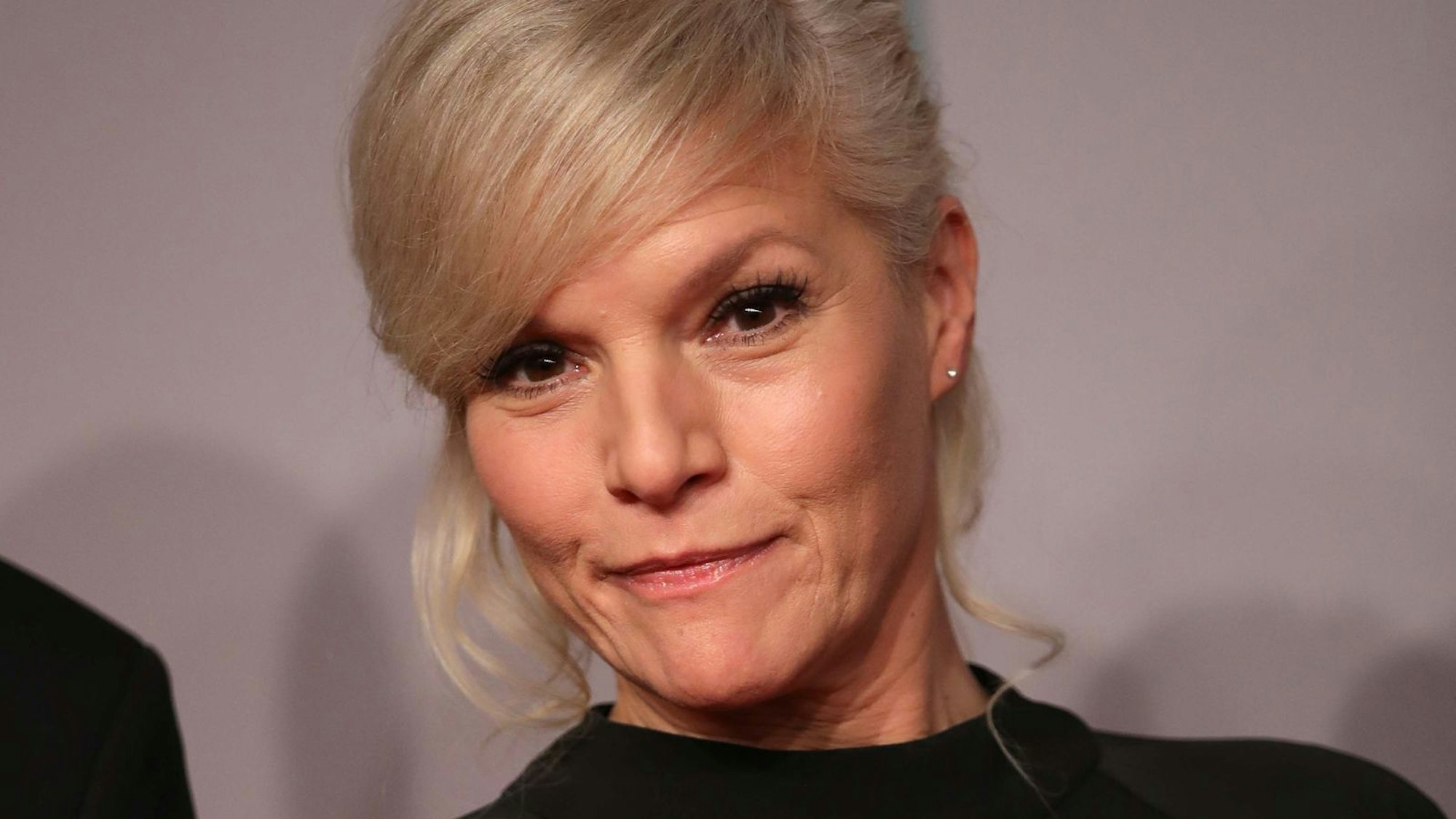 Im Podcast „Frühstück bei Barbara“ hat sich Ina Müller an eines ihrer ersten großen Interviews erinnert. (Bild: 2019 Getty Images/Andreas Rentz)