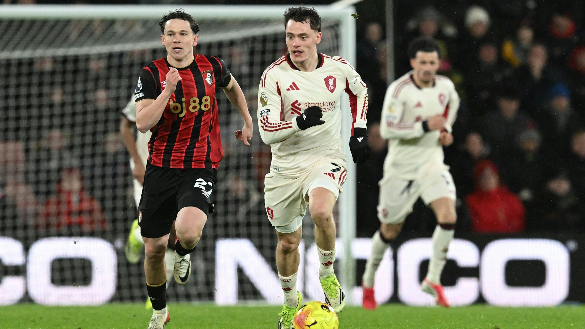 Liverpool-Star Florian Wirtz am Ball