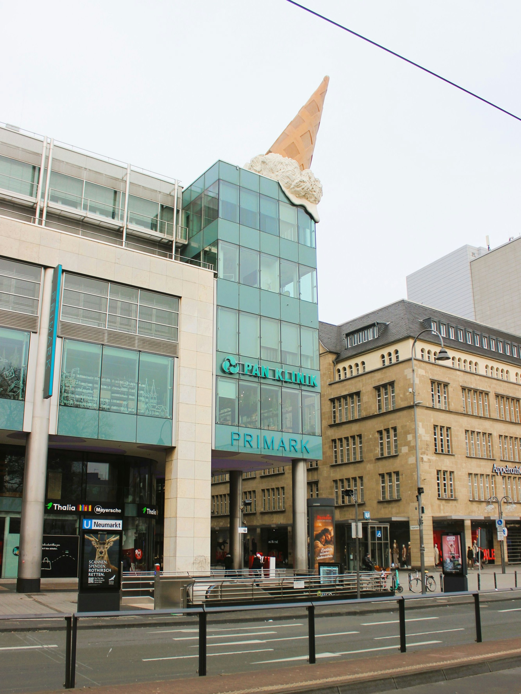 Eistüte auf der Neumarkt-Galerie