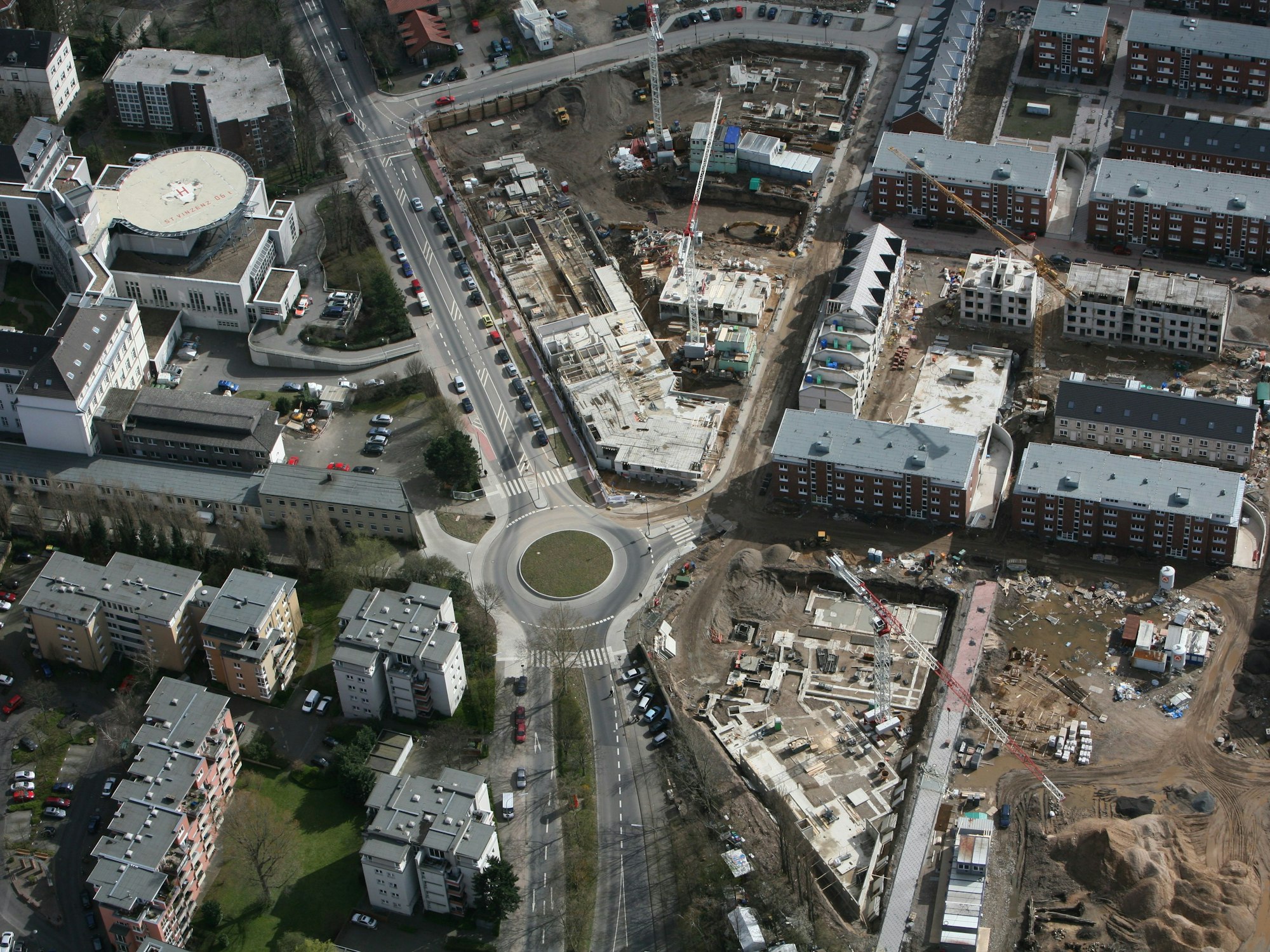 Die Baustelle der Autofreien Siedlung in Nippes aus der Vogelperspektive.