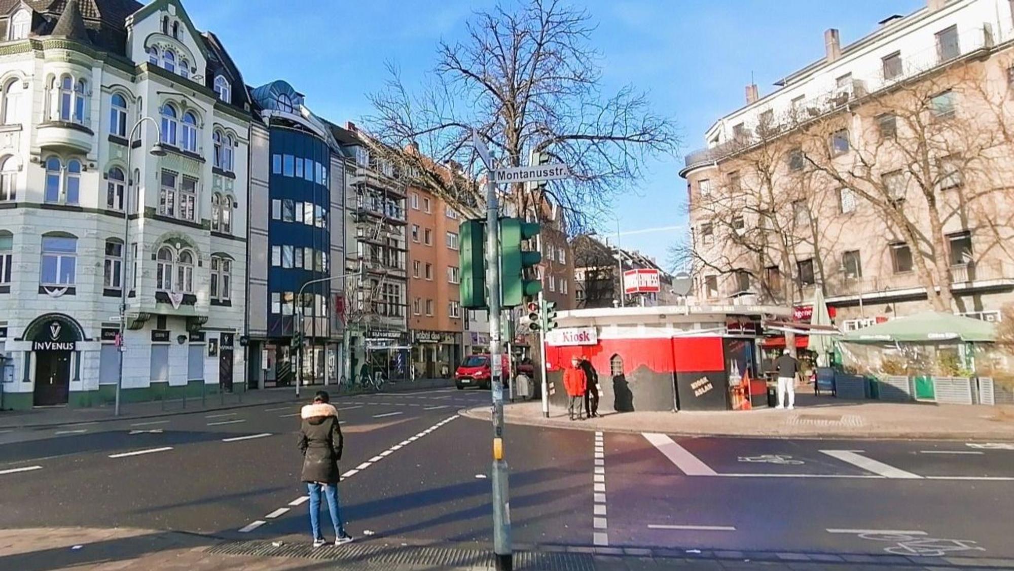 Kreuzung von Frankfurter Straße, Montanusstraße und Vincenzstraße