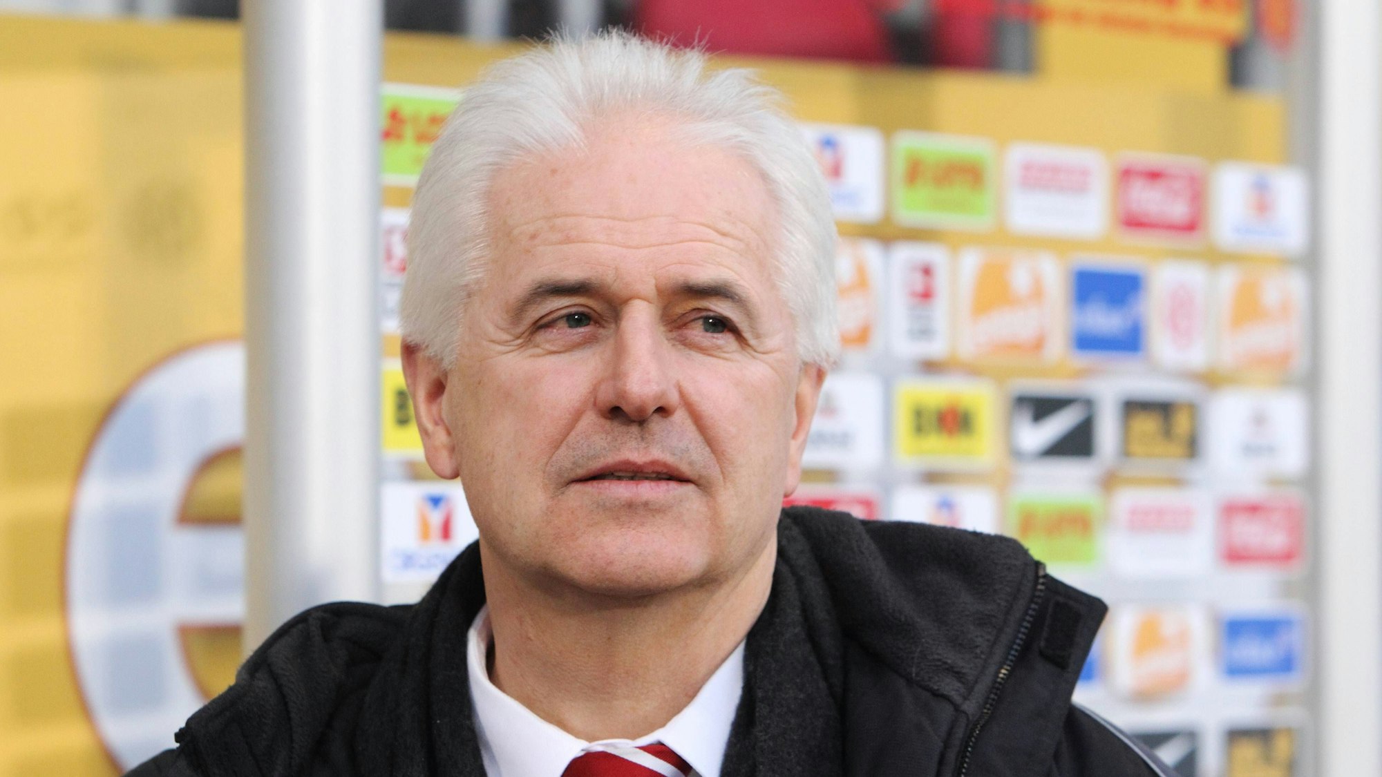 Eugen Strigel bei der Bundesliga im Stadion.