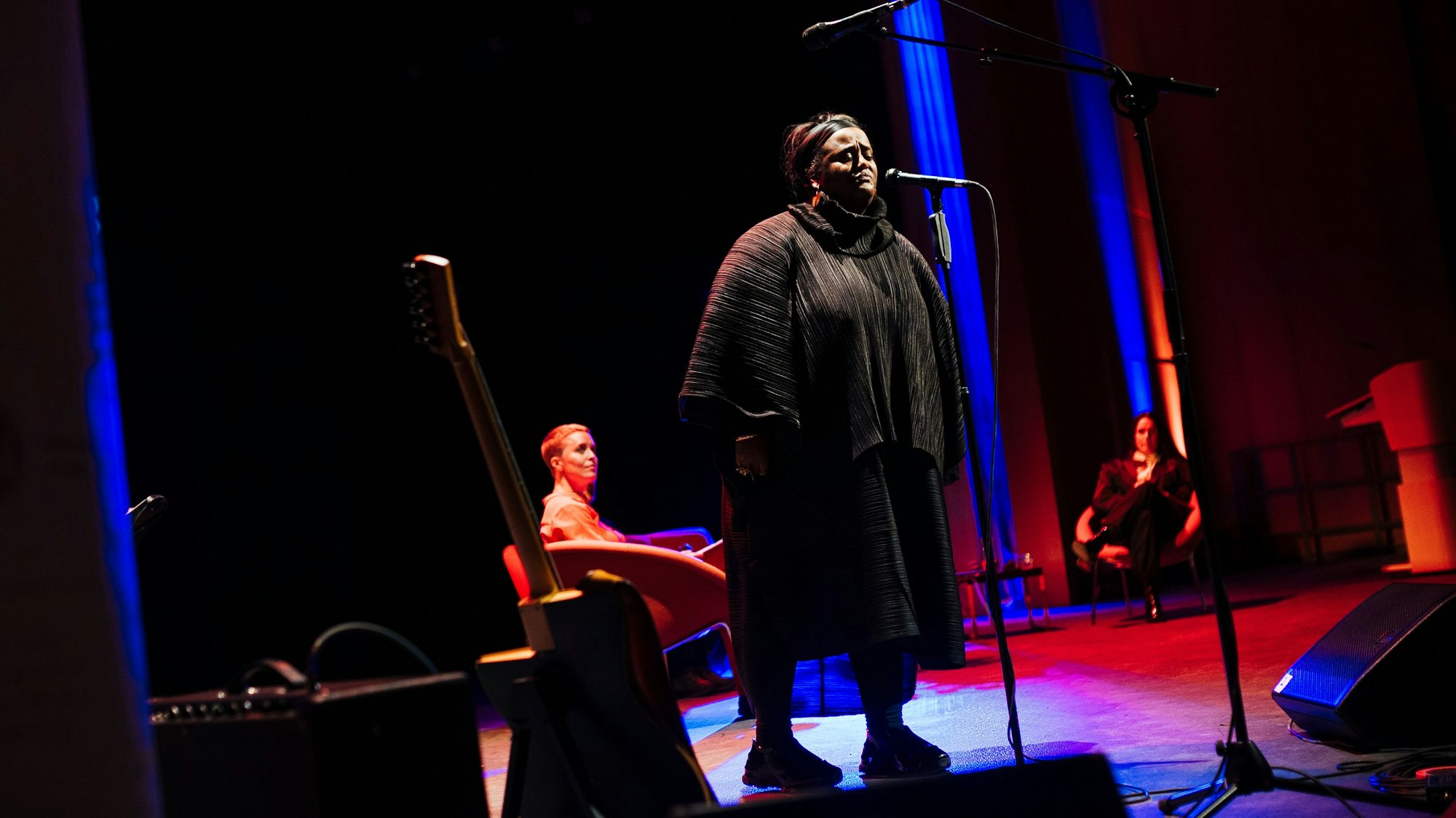 Die schwedisch-äthiopische Stimmkünstlerin Sofia Jernberg bei ihrem Auftritt