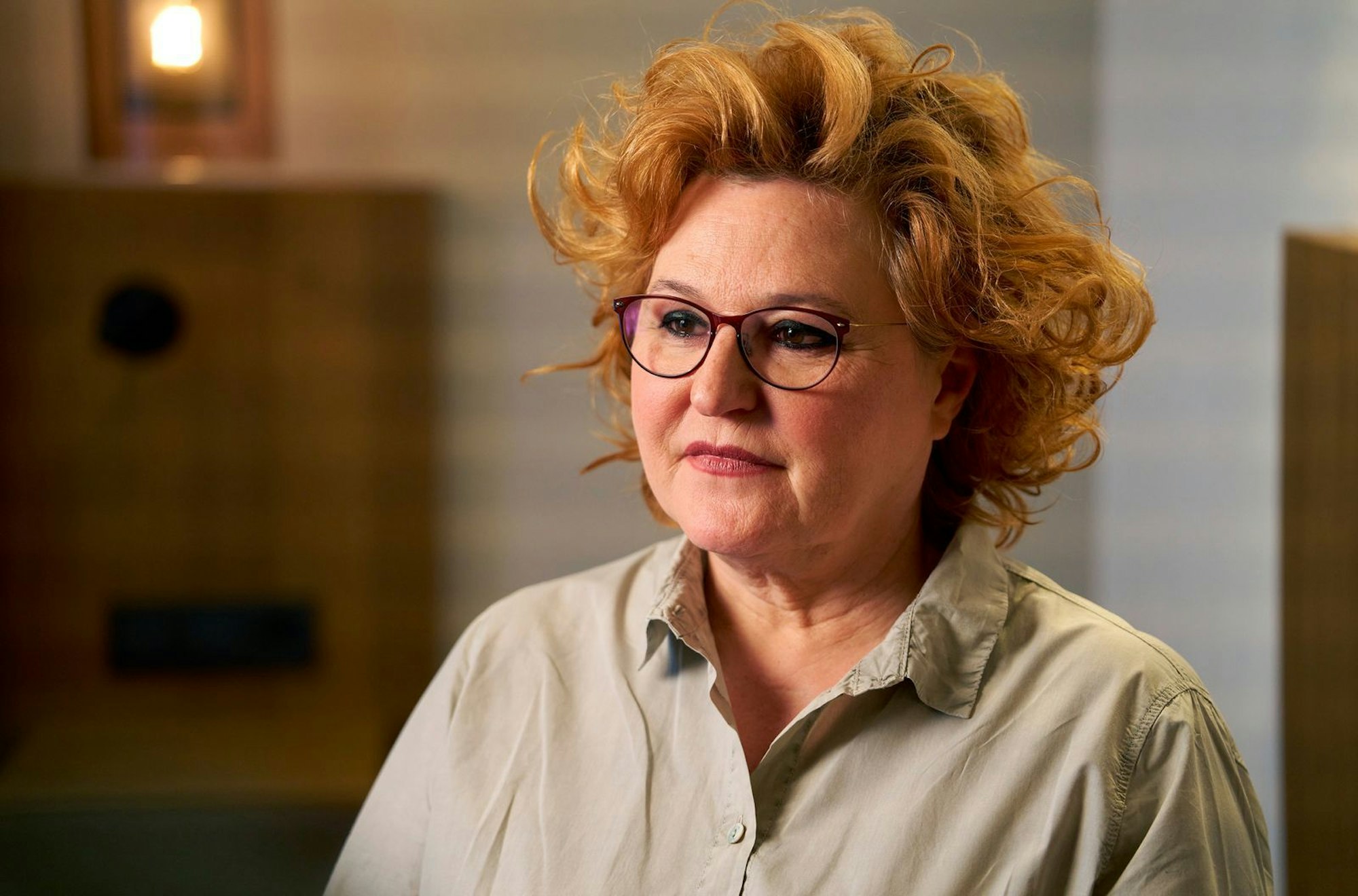 Kriminalreporterin Sabine Rückert ist überzeugt, dass Polizei und Justiz im Fall Hanna W. Fehler gemacht haben. (Bild: NDR/Thomas Bresinsky)