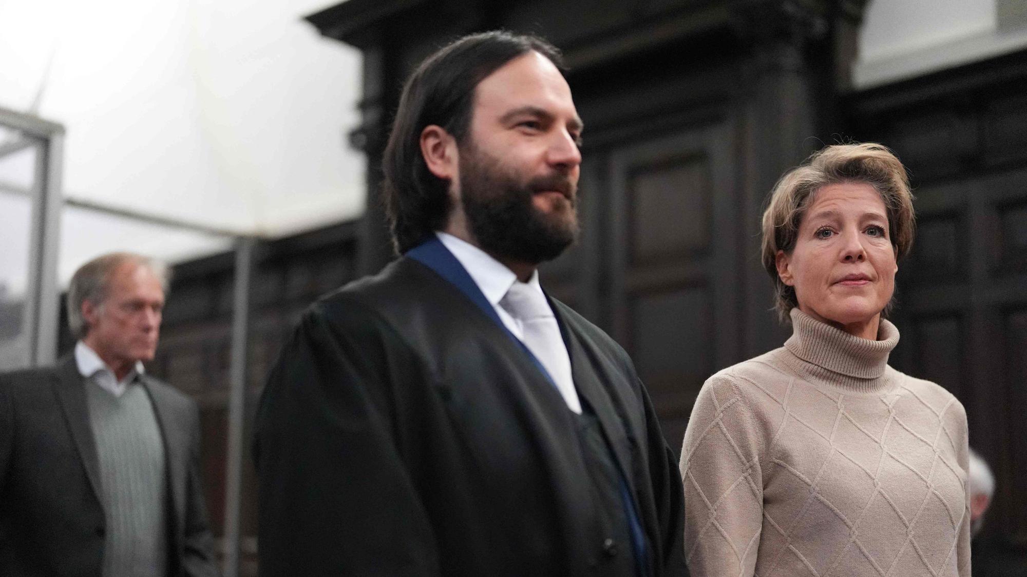 Christina Block (r.) mit ihrem Anwalt Ingo Bott.