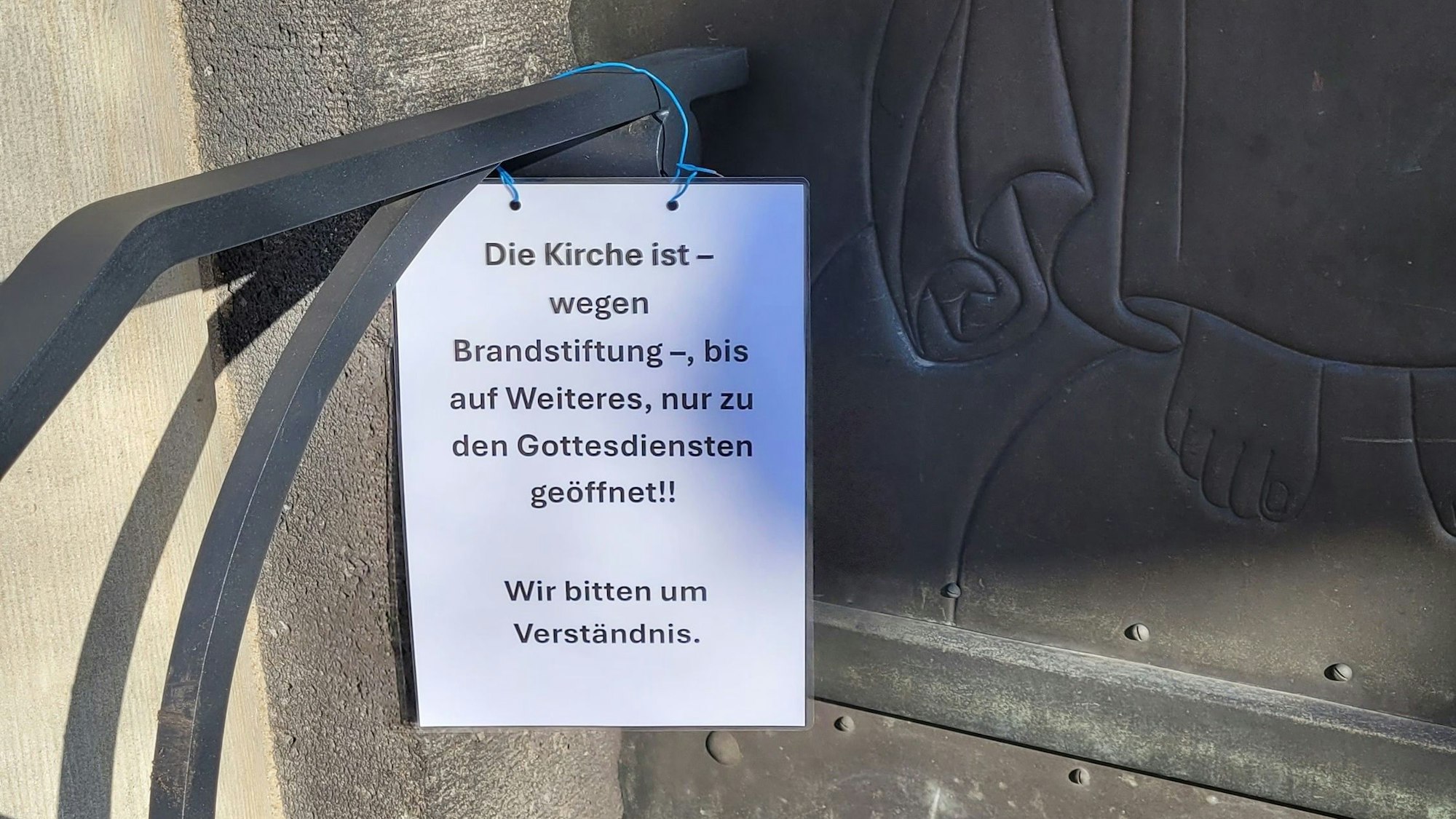 Die Kirche St. Laurentius ist wegen Brandstiftung geschlossen.