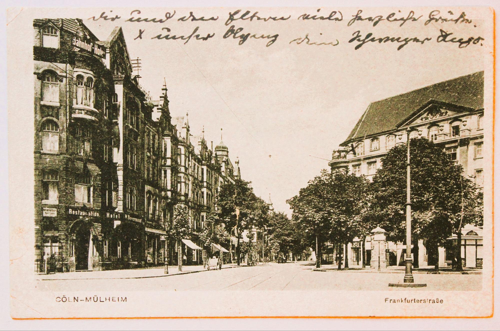 Blick in die Frankfurter Straße vom Mülheimer Bahnhof aus – ein Bild aus dem Jahr 1915
