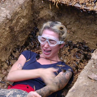 Ariel fällt im RTL-Dschungelcamp vor allem durch ihre Schreierei auf.