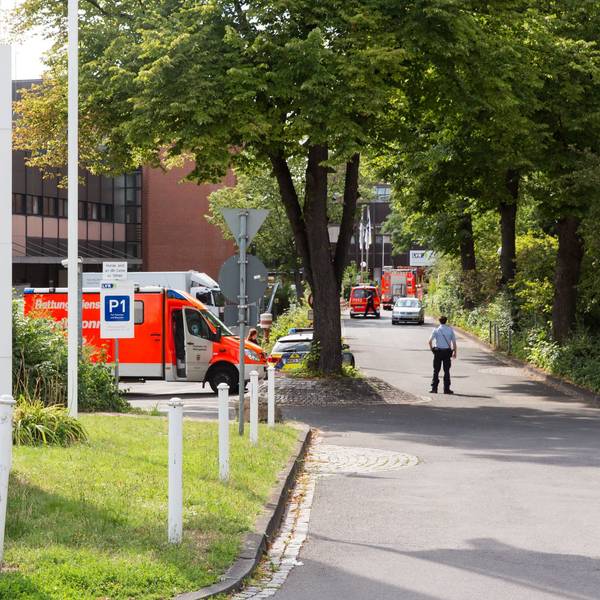 Bonn, B4 in der LVR Klinik. Küchenbrand.
Foto: Matthias Kehrein