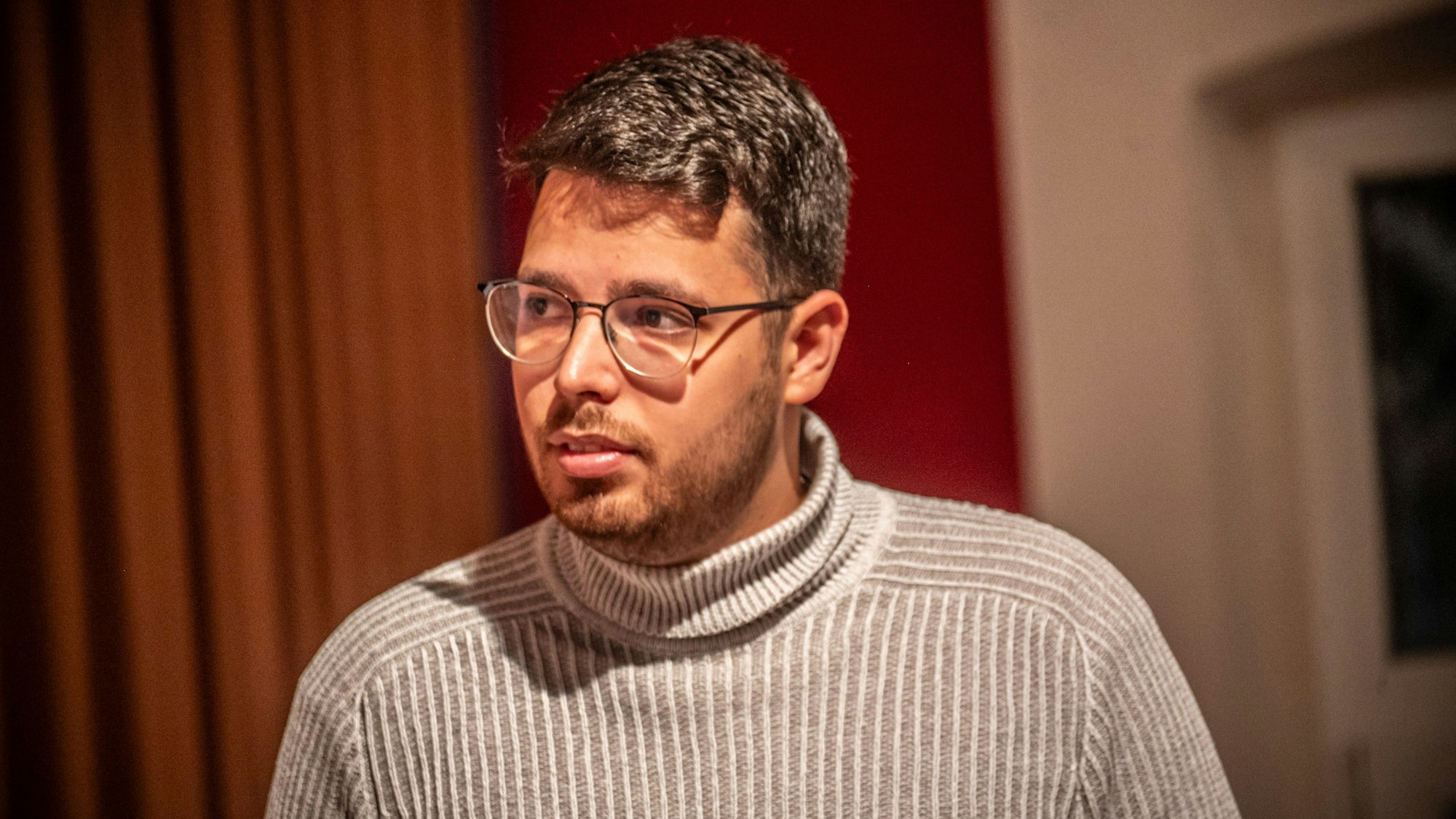 Darius Ganjani SPD Parteitag im Saal Norhausen. Bild: Ralf Krieger