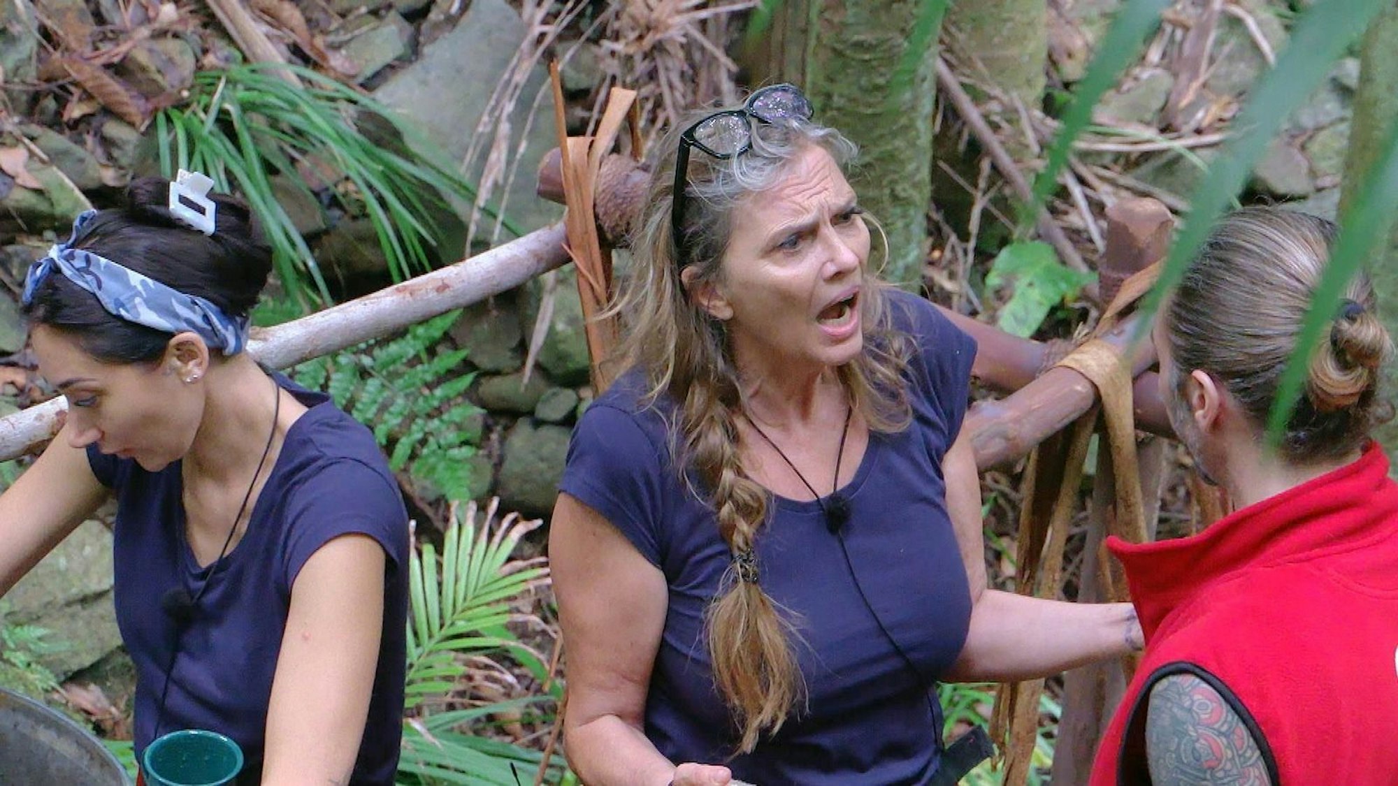 Auch Nicole Nicole Belstler-Boettcher hat eine kurze Lunte. Sie möchte nicht akzeptieren, dass Gil Ofarim weiterhin eisen zu den Skandal-Vorgängen in einem Leipziger Hotel schweigt. (Bild: RTL)