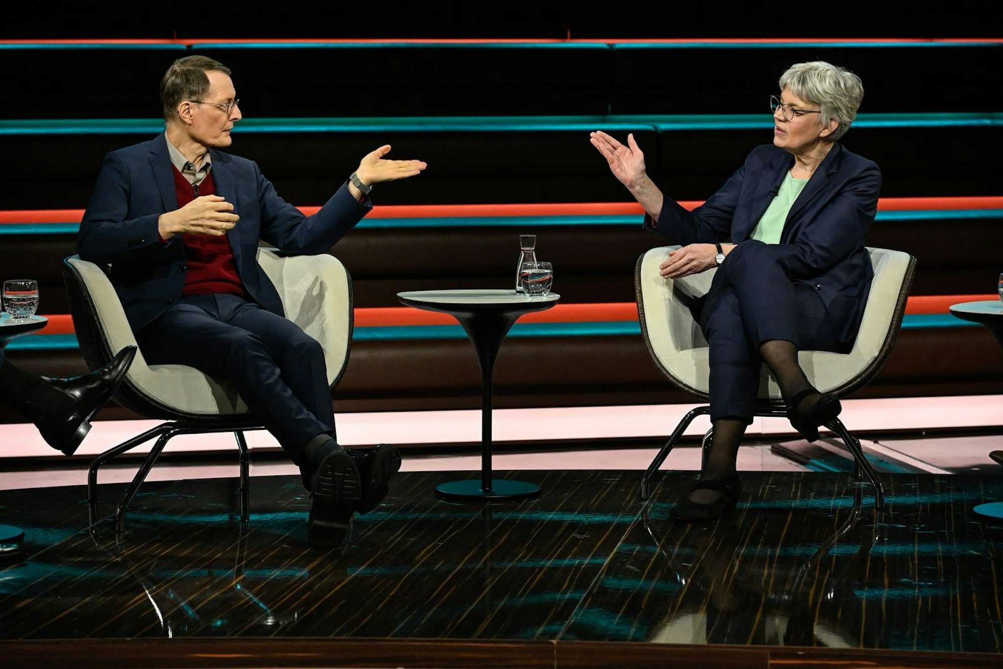 Bei der Teilzeit-Debatte lieferten sich auch Karl Lauterbach und Antje Höning mehrmals hitzige Wortgefechte. (Bild: ZDF / Markus Hertrich)