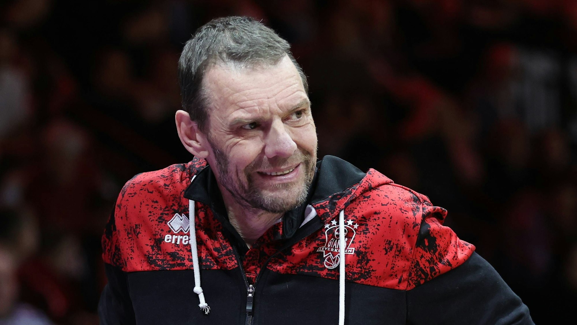 18.01.2026 - Basketball - Saison 2025 2026 - 2. Bundesliga Pro-A - 18. Spieltag: Nürnberg Falcons Basketball Club NBC - Bayer Giants Leverkusen - Sportfoto Zink / DaMa - xdaxmax - Michael Mike Koch Trainer Headcoach Bayer Giants Leverkusen nachdenklich enttäuscht / Enttäuschung *** 18 01 2026 Basketball Season 2025 2026 2 Bundesliga Pro A 18 Matchday Nuremberg Falcons Basketball Club NBC Bayer Giants Leverkusen Sportfoto Zink DaMa xdaxmax Michael Mike Koch Coach Headcoach Bayer Giants Leverkusen thoughtful disappointed disappointment