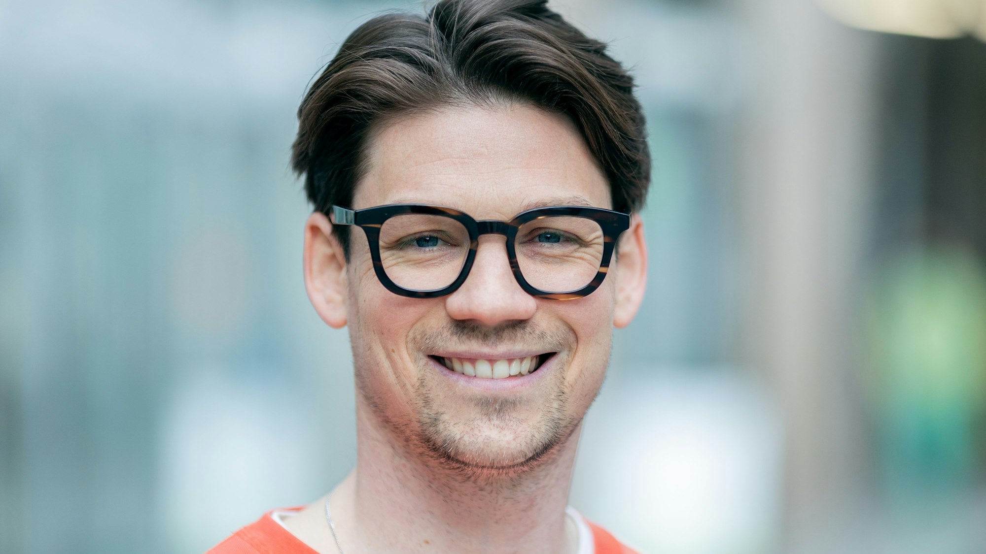 Simon Lennartz hat in Aachen Biotechnologie studiert. Sein Traum: Auch solide Tumore wie Brustkrebs durch CAR-T-Zellen bekämpfen zu können.