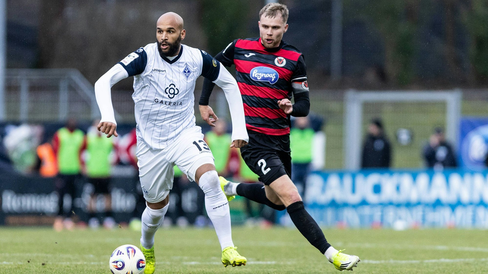 3.Liga: FC Viktoria Köln - SV Waldhof Mannheim Köln 31.01.2026 Terrence Boyd SV Waldhof Mannheim, 13, Lars Dietz FC Viktoria Köln, 2 3.Liga: FC Viktoria Köln - SV Waldhof Mannheim Sportpark Höhenberg, Köln 31.01.2026 DFB regulations prohibit any use of photographs as image sequences and/or quasi video. *** 3 Liga FC Viktoria Köln SV Waldhof Mannheim Köln 31 01 2026 Terrence Boyd SV Waldhof Mannheim, 13 , Lars Dietz FC Viktoria Köln, 2 3 Liga FC Viktoria Köln SV Waldhof Mannheim Sportpark Höhenberg, Köln 31 01 2026 DFB regulations prohibit any use of photographs as image sequences and or quasi video Copyright: xBEAUTIFULxSPORTS/Buriakovx