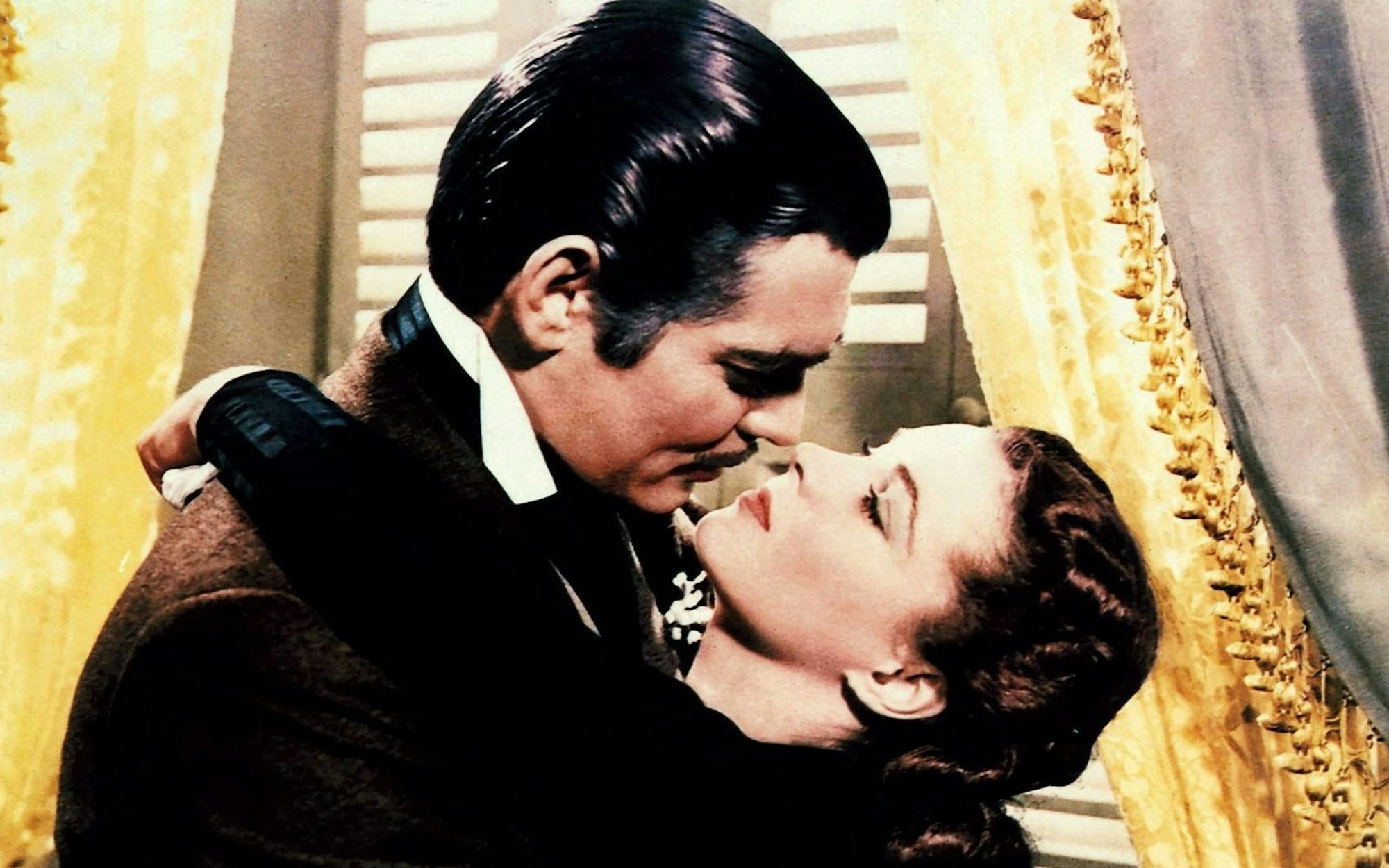 Ein Film, der seine beiden Hauptdarsteller unsterblich machte: In „Vom Winde verweht“ spielen Clark Gable und Vivien Leigh den Lebemann Rhett Butler und die verwöhnte Scarlett O'Hara, die eine dramatische Liebe verbindet. (Bild: ARTE / ZDF / Tele München)