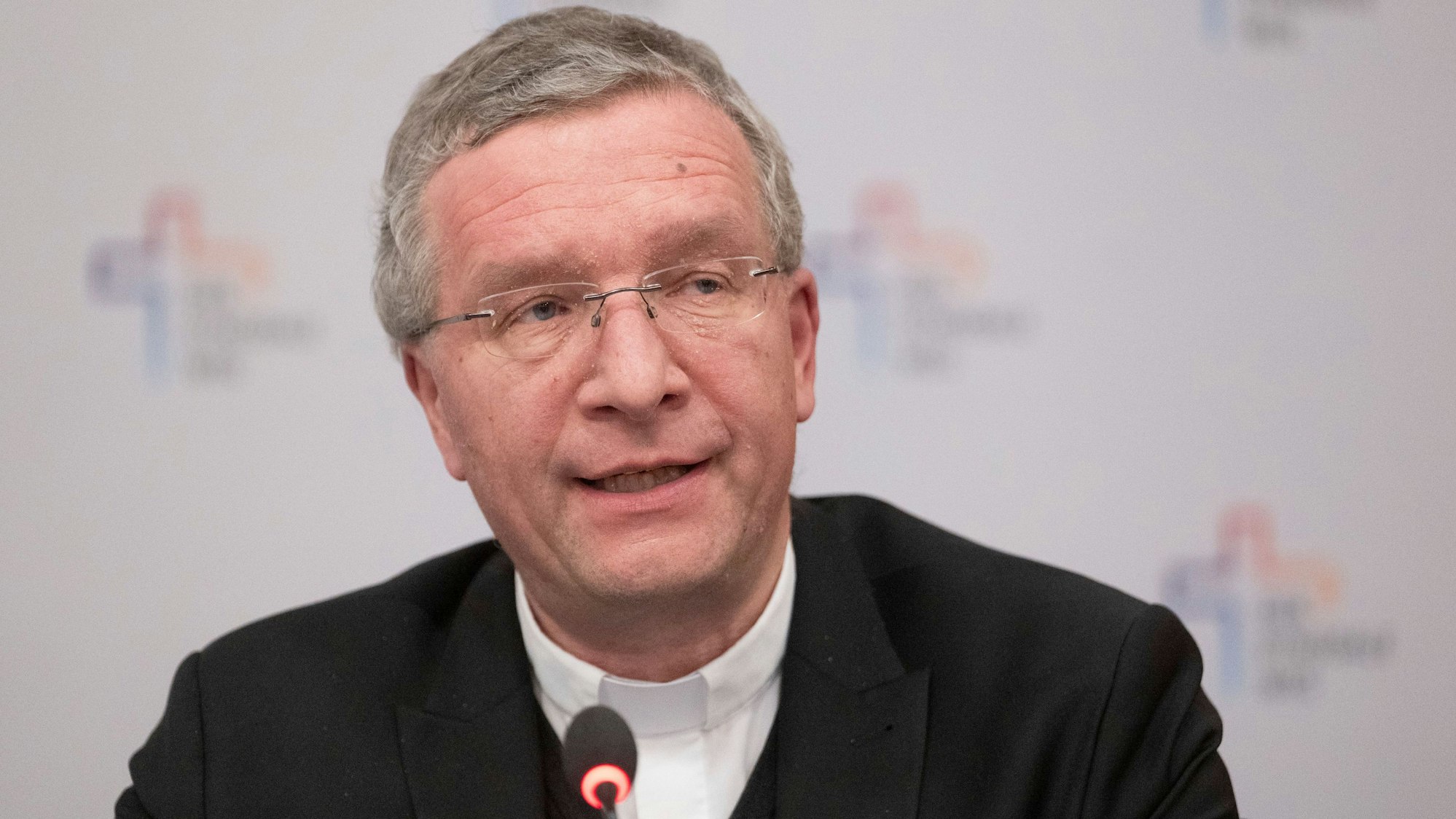 Der Bischof von Fulda, Michael Gerber, ist auch stellvertretender Vorsitzender der katholischen Bischofskonferenz. Hier spricht er vor der Presse zum Abschluss des Reformprozesses „Synodaler Weg“ Ende Januar 2026 in Stuttgart.