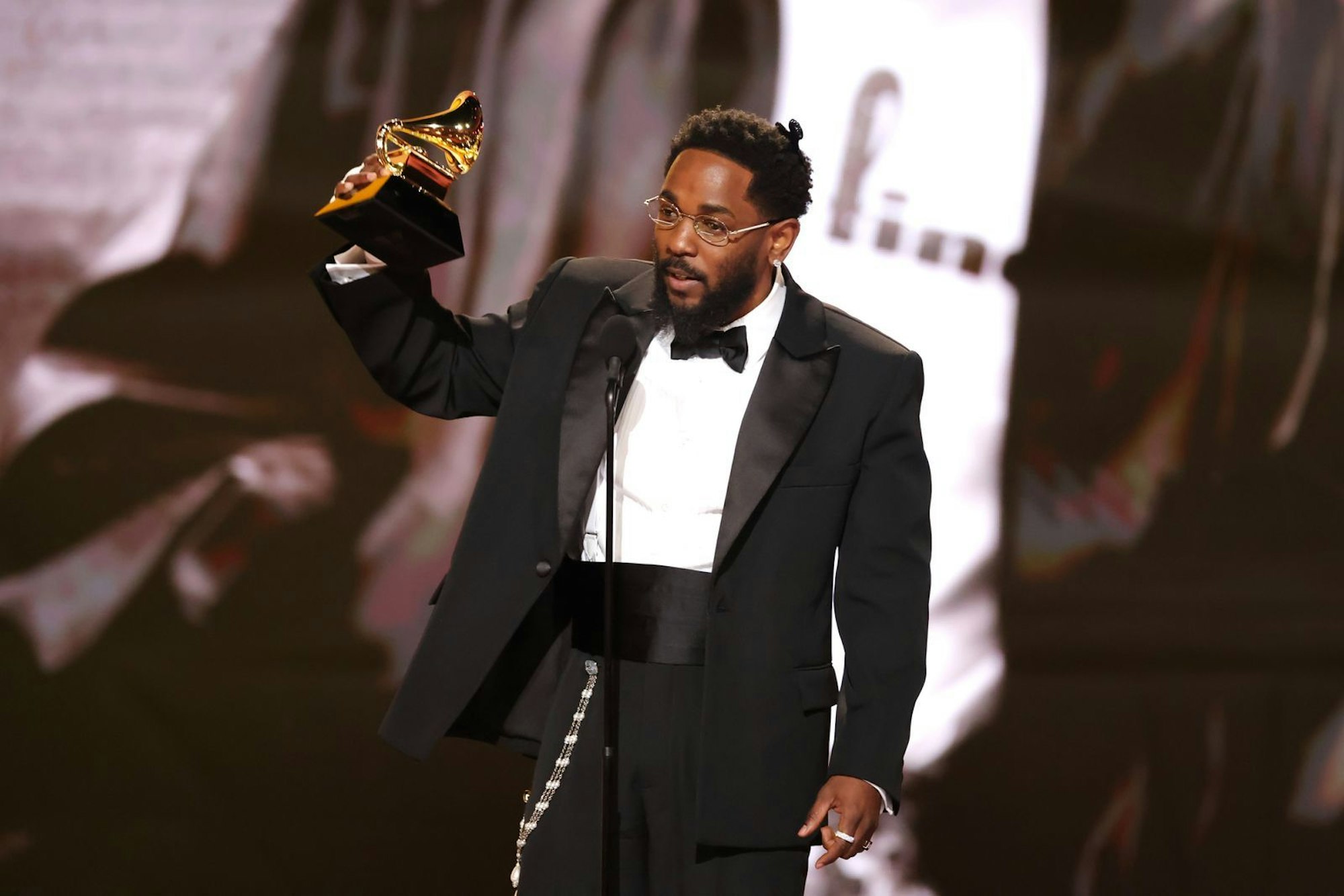 Kendrick Lamar gewann die meisten Awards: Fünf Grammys bekam der Rapper am Sonntag verliehen. (Bild: 2026 The Recording Academy/Kevin Winter)