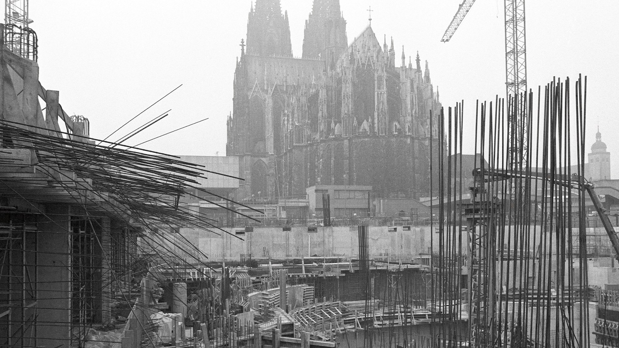 Baustelle des Kölner Museum Ludwig und der Philharmonie