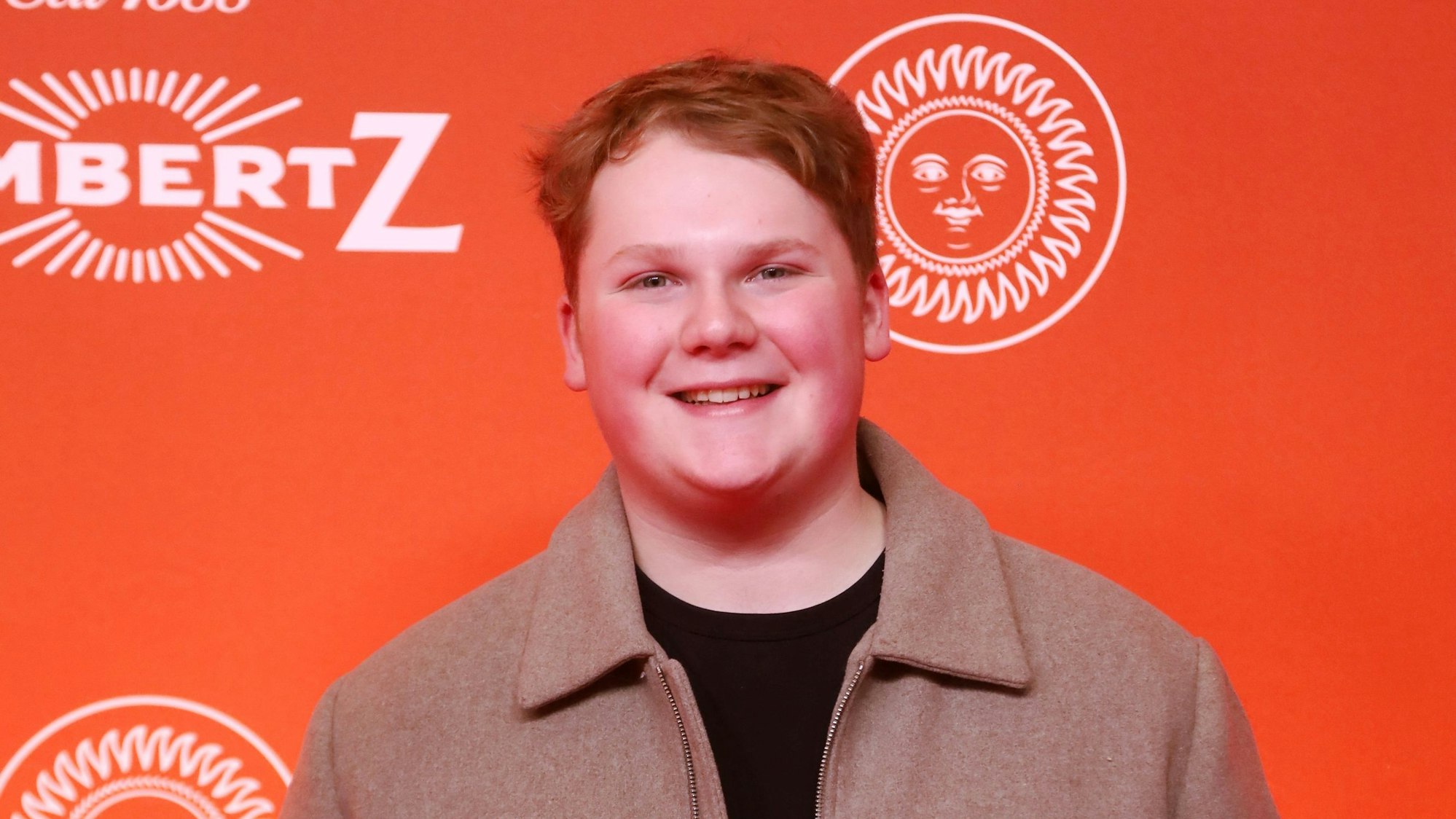 02.02.2026, Köln: Auf dem roter Teppich bei der diesjährigen 25. Lambertz Monday Night Party erstmals in den MMC Filmstudios Köln Julius Weckauf. Foto: Arton Krasniqi