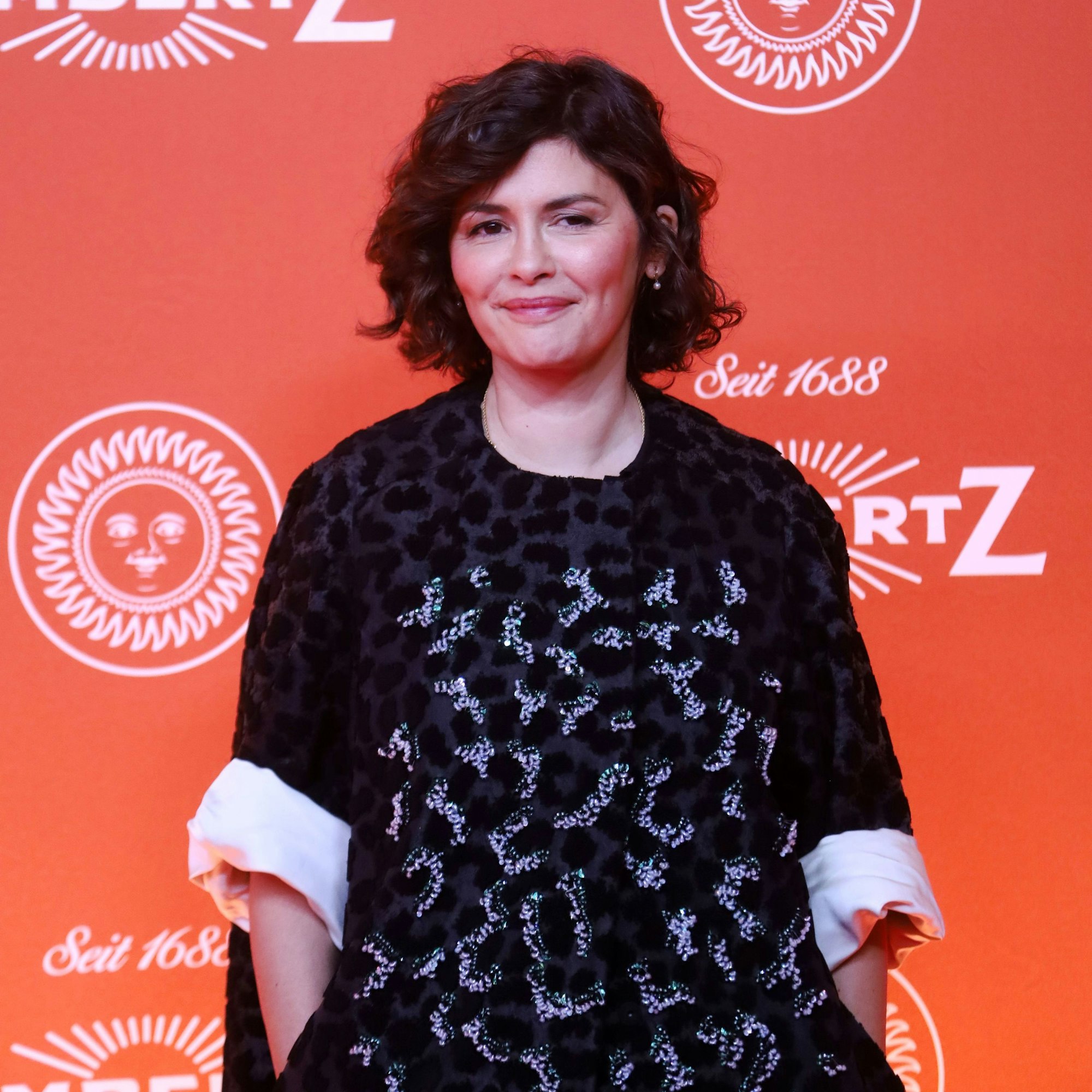 02.02.2026, Köln: Auf dem roter Teppich bei der diesjährigen 25. Lambertz Monday Night Party erstmals in den MMC Filmstudios Köln Audrey Tautou. Foto: Arton Krasniqi