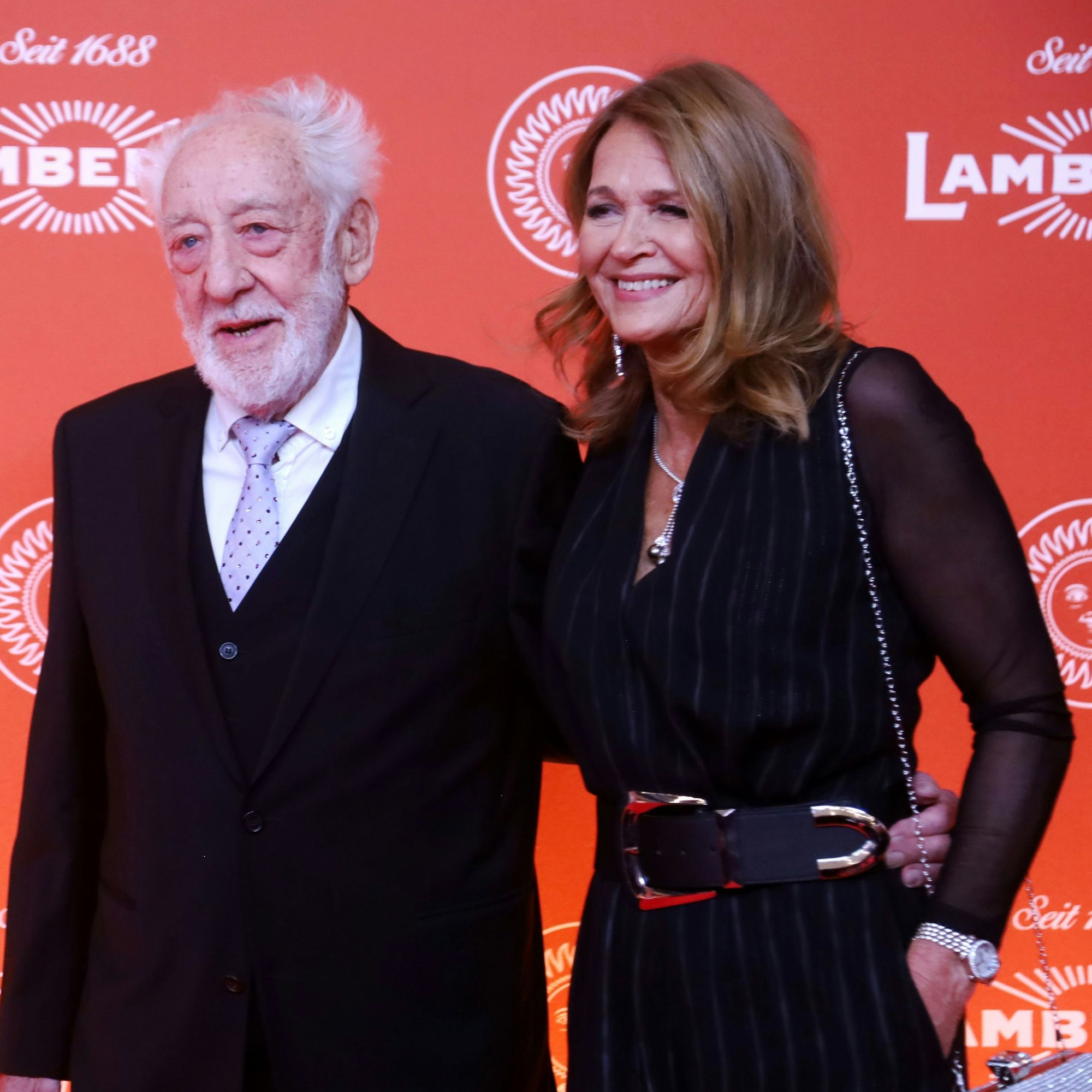 02.02.2026, Köln: Auf dem roter Teppich bei der diesjährigen 25. Lambertz Monday Night Party erstmals in den MMC Filmstudios Köln Dieter Hallervorden. Foto: Arton Krasniqi