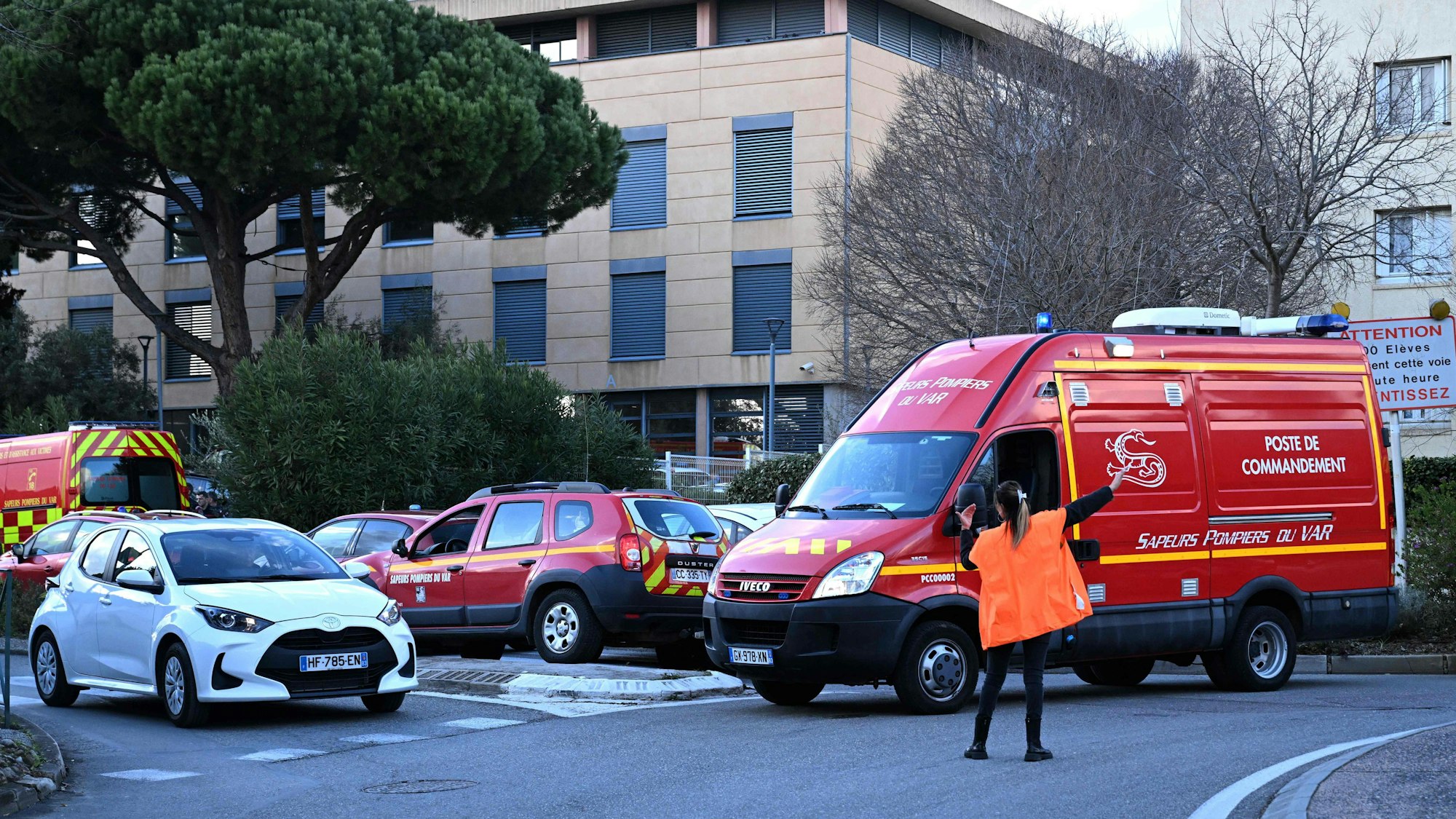 Die Schule in Sanary-sur-Mer, wo ein Schüler seine Lehrerin angriff.