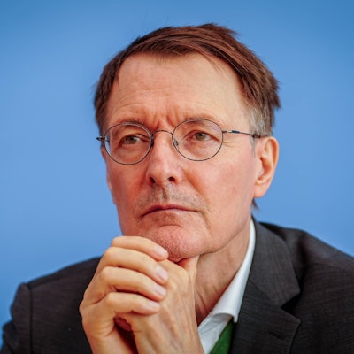 Der frühere Bundesgesundheitsminister Karl Lauterbach (SPD) bei einer Pressekonferenz. (Archivbild)