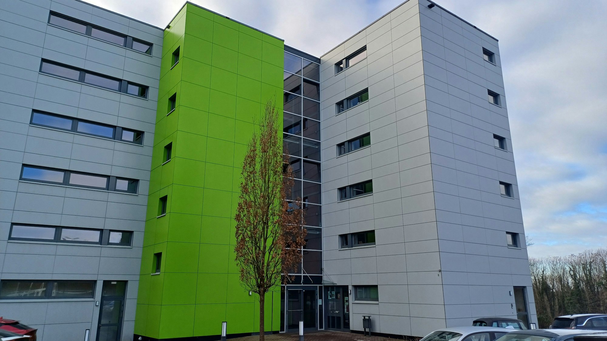 Die Familienberatungsstelle hat ihren Sitz auf dem Schulberg, nahe der Burscheider Gesamtschule.