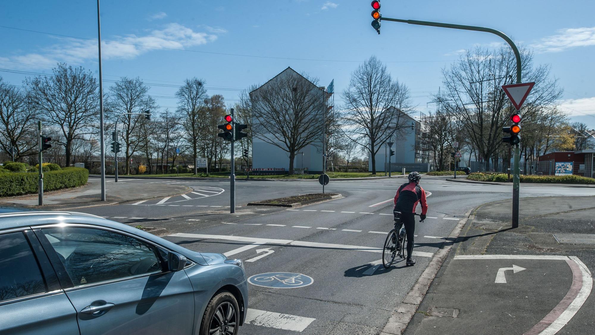 Ampel Elbestraße / Solinger Straße