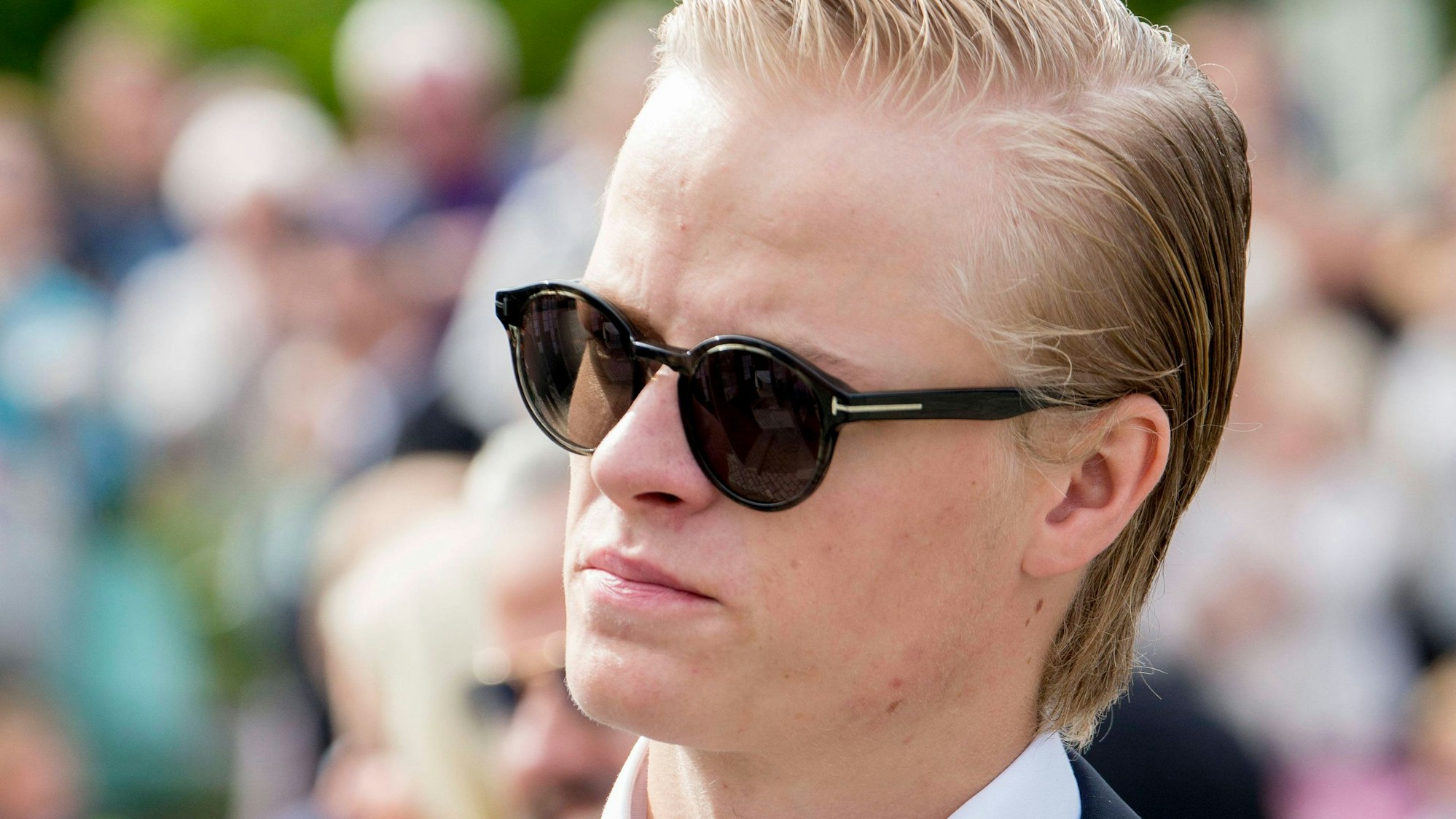 Marius Borg Høiby mit Sonnenbrille.