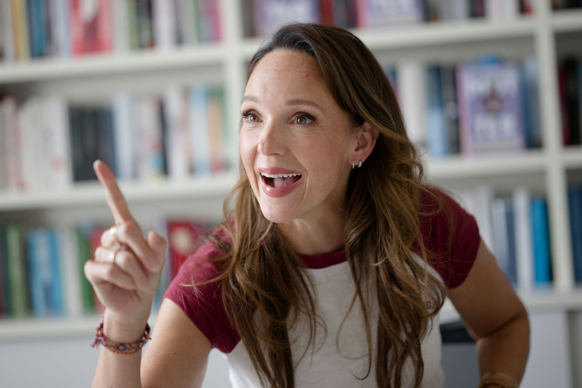 Comedian und Autorin Carolin Kebekus mochte das Gemeindeleben, trat aber dennoch aus der Kirche aus. (Archivbild)