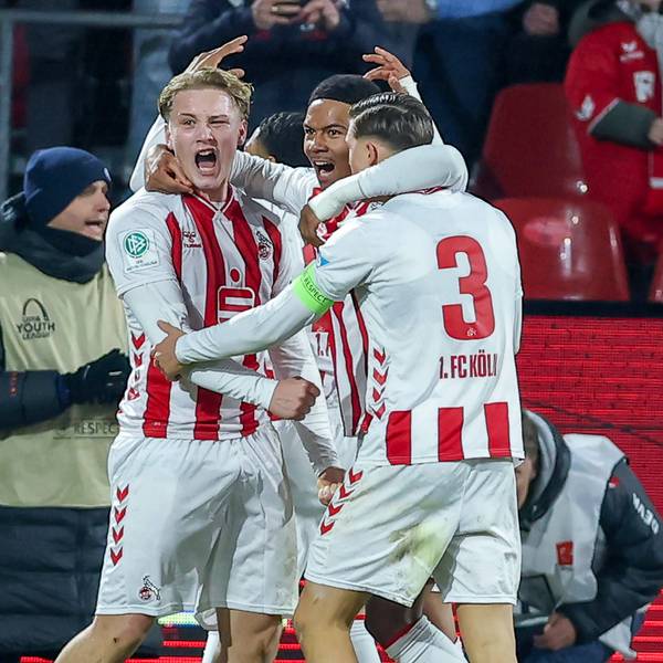 04.02.2026, Fußball, UEFA Youth League, U19 1. FC Köln - Inter Mailand, Sechzehntelfinale, RheinEnergie-STADION, Saison 2025 2026: Torjubel nach dem Tor zum 1:1 durch Torschütze Fynn Schenten U19 FC Köln 09 DFB regulations prohibit any use of photographs as image sequences and or quasi-video. Nordrhein-Westfalen Deutschland *** 04 02 2026, Football, UEFA Youth League, U19 1 FC Köln Inter Milan, Round of 16, RheinEnergie STADION, Season 2025 2026 Goal celebration after the goal to 1 1 by scorer Fynn Schenten U19 FC Köln 09 DFB regulations prohibit any use of photographs as image sequences and or quasi video Nordrhein Westfalen Germany