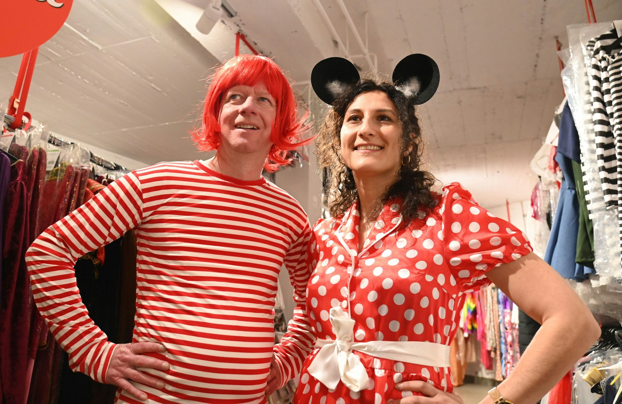 04.02.2026 Köln. Kostümprobe: Was sind die Kostümtrends in diesem Jahr? Welche Paarkostüme gehen gut? Foto: Alexander Schwaiger