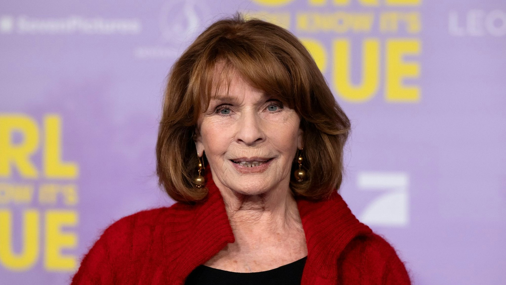 Senta Berger lächelt.