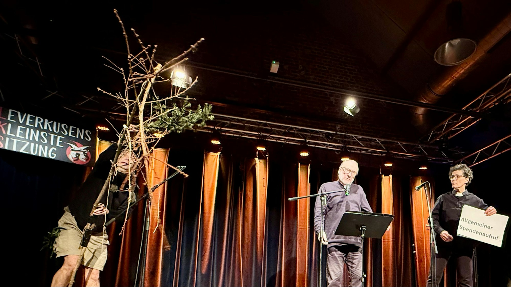 Szene aus Leverkusens kleinster Sitzung