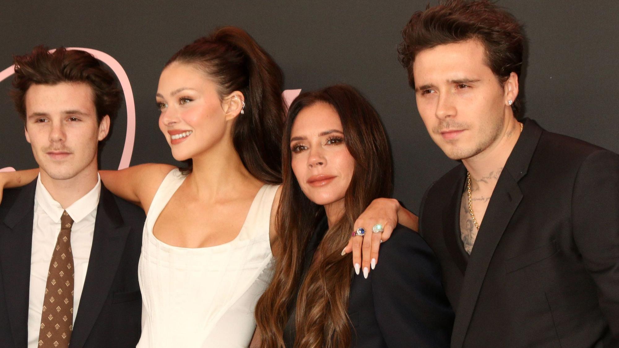 Romeo, Nicola, Victoria und Brooklyn Beckham