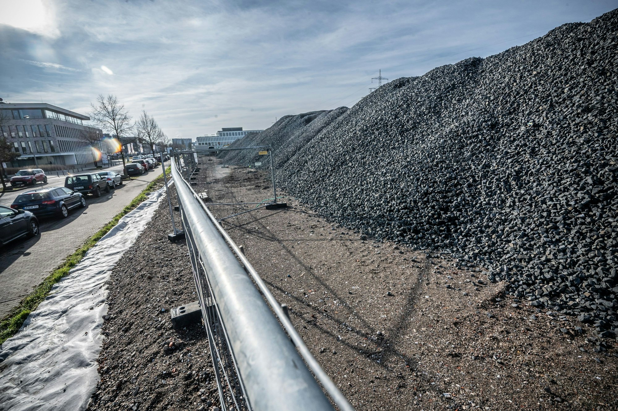 Schotter- und Schwellenlager im IPL. Generalsanierung der Bahnstrecke Köln-Hagen Bild: Ralf Krieger