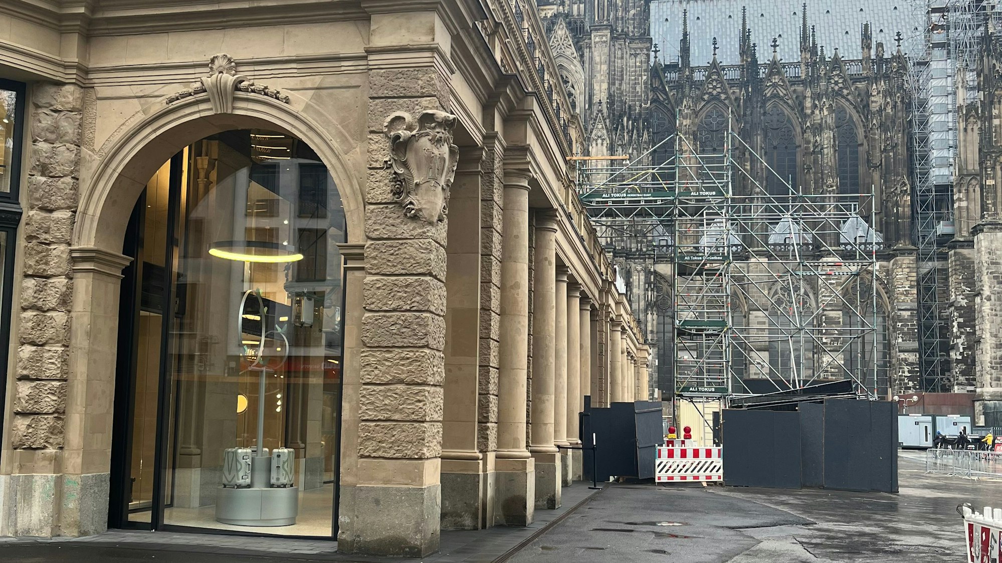 Die provisorische Zufahrt ist noch eine Baustelle.