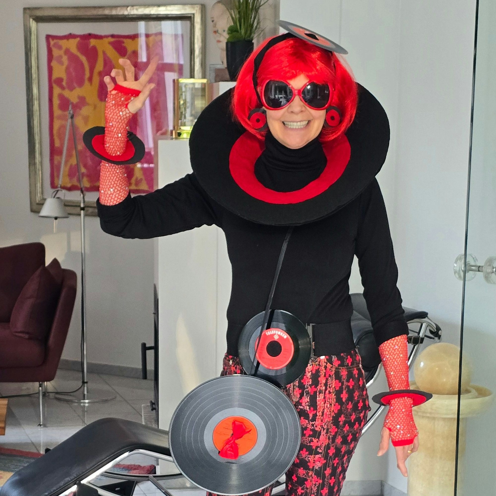 Ruth Wicharz verkleidete sich bereits als Kind als Schallplatte.