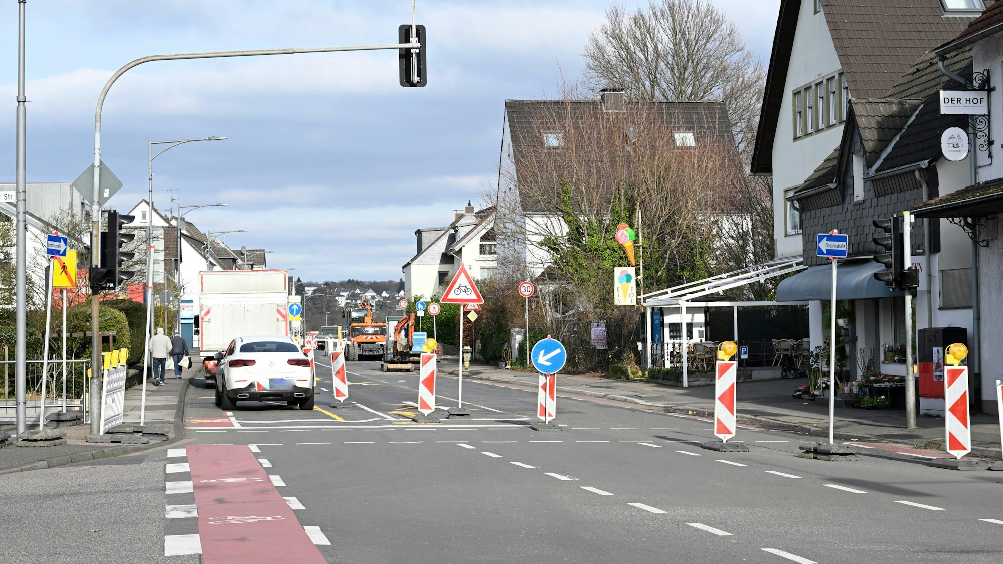 Das Foto zeigt die Altenberger-Dom-Straße in Schildgen.