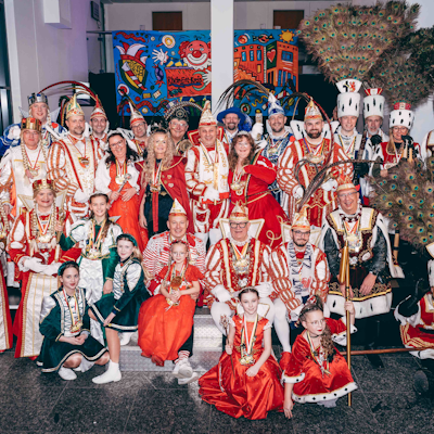 Das Foto zeigt die Tollitäten der Session 2026.