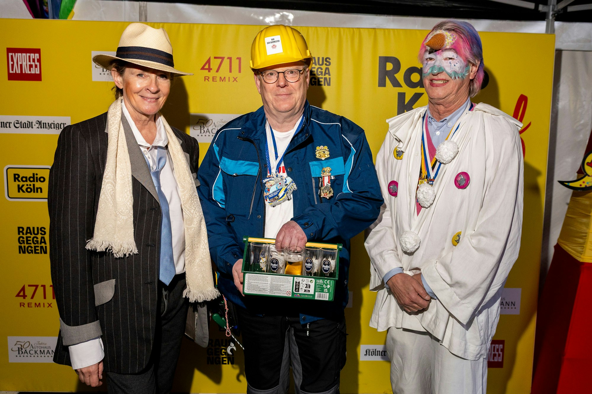 12.02.2026, Köln: Die Weiberfastnachtsbühne von Radio Köln im Tanzbrunnen.
Foto: Michael Bause