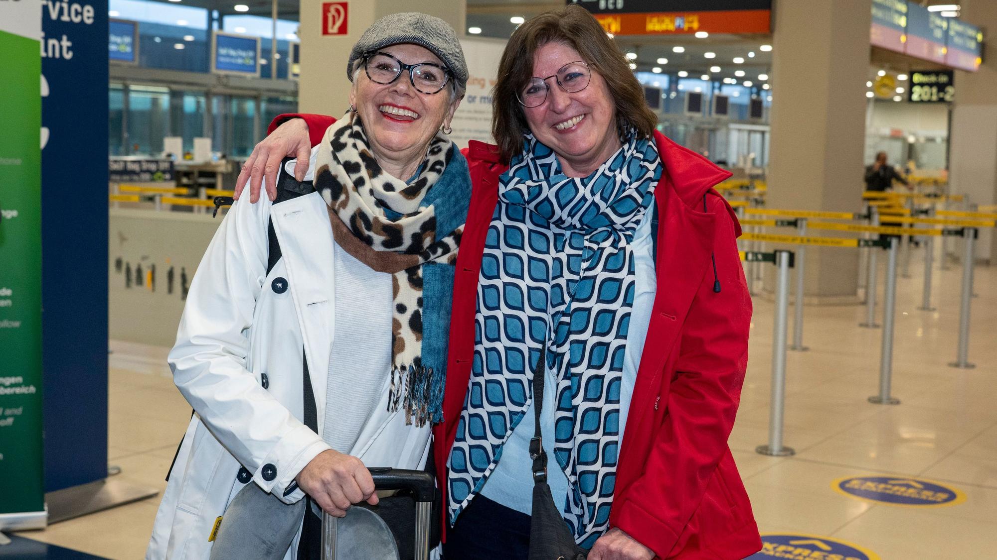 Marlies Kreuzer und Susanne Massenberg fliegen nach Barcelona.